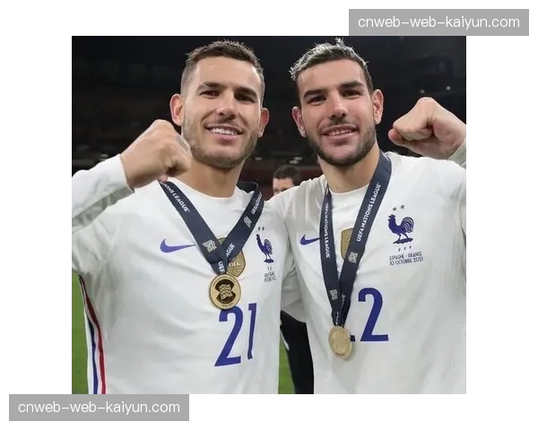 BMX竞速赛上演“家庭内战”，埃尔南德斯兄弟分获金银牌