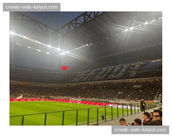米兰死忠球迷组织筹备赛季末大型Tifo